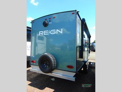 2025 Keystone RV Reign - Photo 6