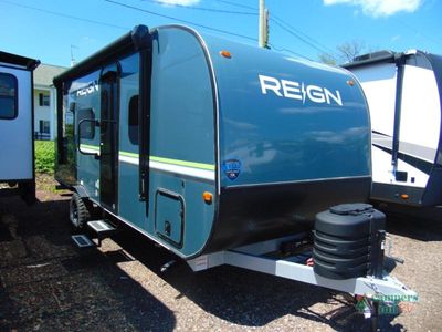 2025 Keystone RV Reign - Photo 2