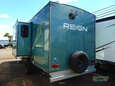 2025 Keystone RV Reign - Photo 5