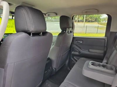 2023 Nissan Frontier — photo 26 view