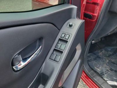 2023 Nissan Frontier — photo 9 view