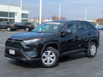 2023 Toyota RAV4 - Photo 2