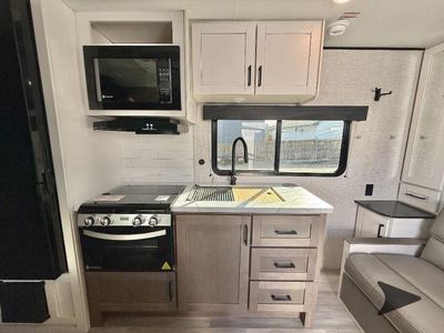 2025 Wayfinder RV Go Play - Photo 13