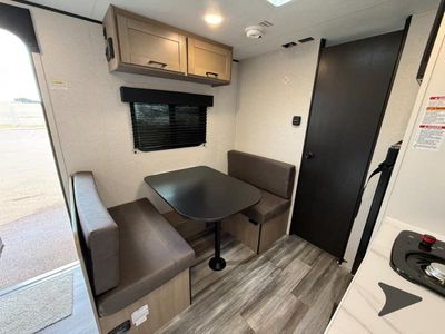 2026 Jayco Jay Flight SLX — photo 9 view
