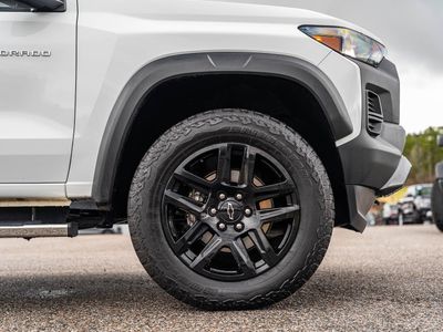 2024 Chevrolet Colorado - Photo 8
