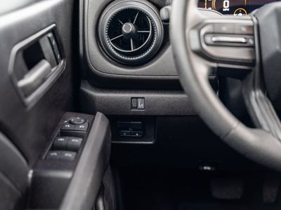 2024 Chevrolet Colorado - Photo 26