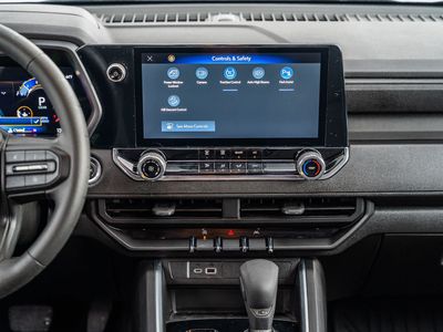 2024 Chevrolet Colorado - Photo 29