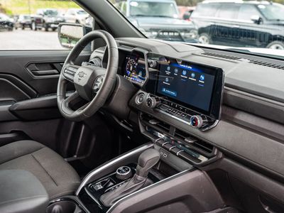 2024 Chevrolet Colorado - Photo 13