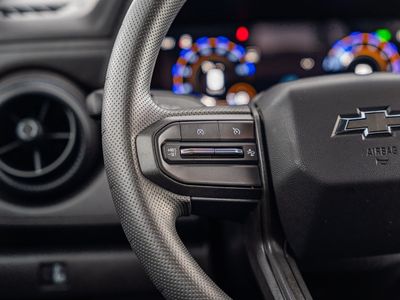 2024 Chevrolet Colorado - Photo 27