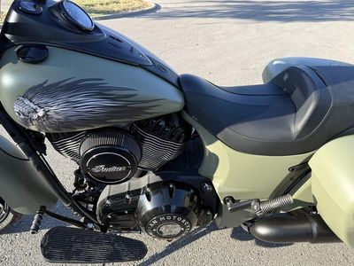 2025 Indian Motorcycle Springfield Dark Horse Moss Green Smoke - Photo 11