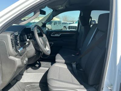 2026 Chevrolet Silverado 1500 — photo 10 view