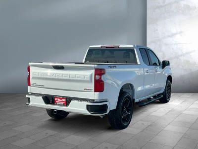 2026 Chevrolet Silverado 1500 — engine compartment view