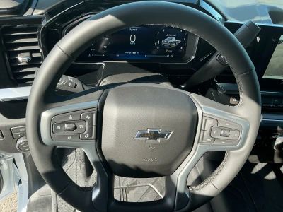 2026 Chevrolet Silverado 1500 — photo 14 view