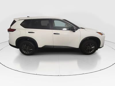 2024 Nissan Rogue - Photo 8