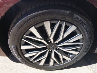 2024 Nissan Altima - Photo 10
