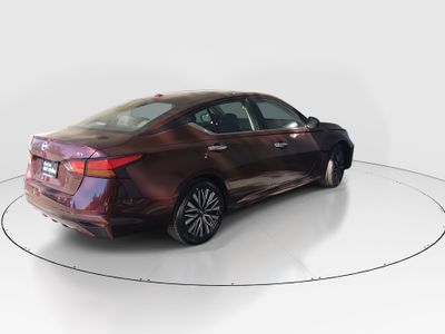 2024 Nissan Altima - Photo 7