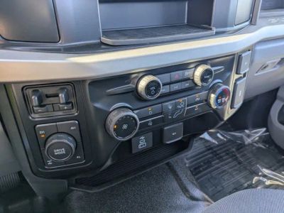 2025 Ford F-350SD — photo 19 view