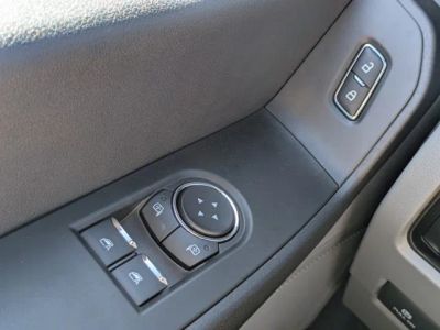 2025 Ford F-350SD — photo 13 view
