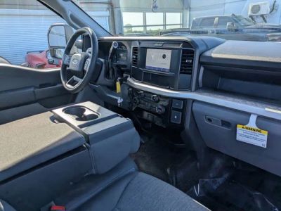 2025 Ford F-350SD — photo 9 view