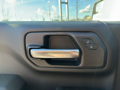 2026 Chevrolet Silverado 1500 - Photo 15