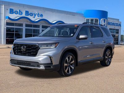 2024 Honda Pilot — rear three-quarter view
