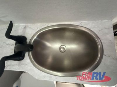 2026 Gulf Stream RV Yellowstone - Photo 31