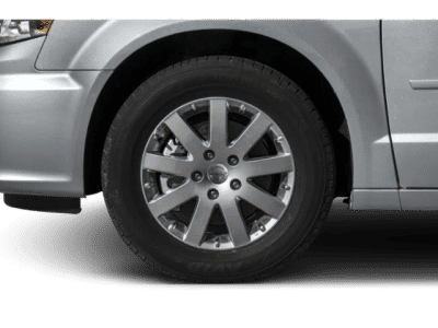 2015 Chrysler Town &amp; Country — photo 16 view
