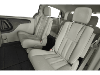 2015 Chrysler Town &amp; Country — photo 19 view