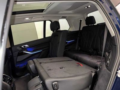 2026 BMW X7 xDrive40i — photo 21 view
