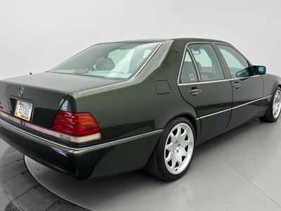 1992 Mercedes-Benz 300 Series — photo 7 view