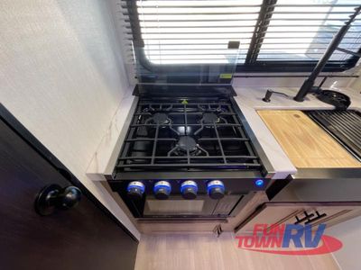 2025 Forest River RV Cherokee Grey Wolf - Photo 12