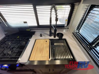 2025 Forest River RV Cherokee Grey Wolf - Photo 15