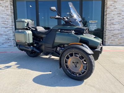 2025 Can-Am Canyon Redrock - Photo 2