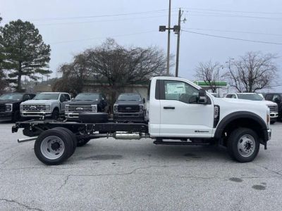 2026 Ford F-450SD - Photo 2