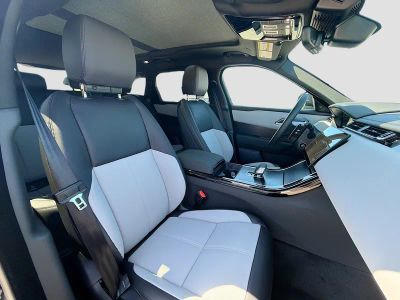 2026 Land Rover Range Rover Velar — photo 15 view