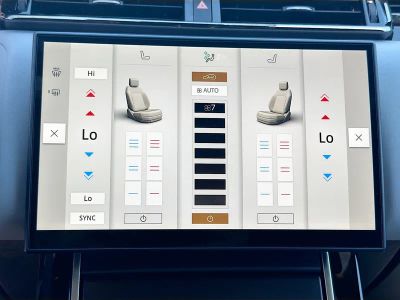 2026 Land Rover Range Rover Velar — photo 34 view