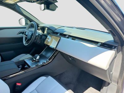 2026 Land Rover Range Rover Velar — photo 14 view