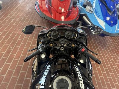 2026 Suzuki Hayabusa — photo 14 view