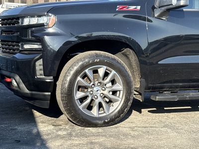2019 Chevrolet Silverado 1500 - Photo 2