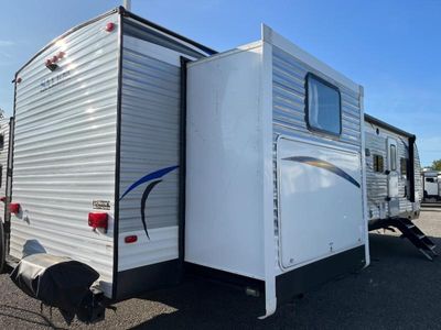 2018 Forest River RV Salem - Photo 4