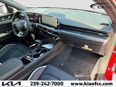 2026 Kia K5 — photo 12 view