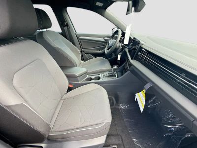 2026 Volkswagen Jetta — photo 22 view