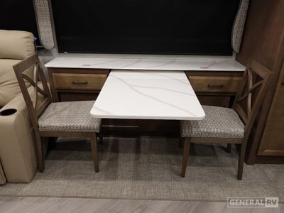 2026 Fleetwood Bounder - Photo 15