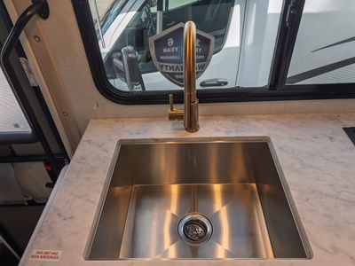 2026 Thor Motor Coach CHATEAU SPRINTER - Photo 12