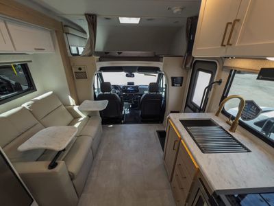 2026 Thor Motor Coach CHATEAU SPRINTER - Photo 4