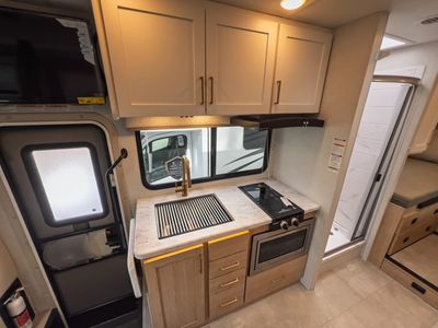 2026 Thor Motor Coach CHATEAU SPRINTER - Photo 10