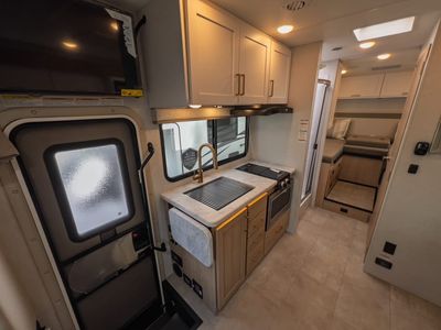 2026 Thor Motor Coach CHATEAU SPRINTER - Photo 9
