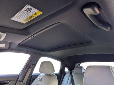 2026 Honda Civic Hatchback Hybrid - Photo 18