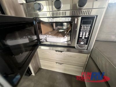 2025 Forest River RV Wildwood FSX — photo 21 view