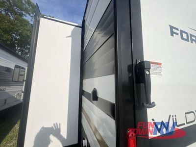 2025 Forest River RV Wildwood FSX — photo 49 view